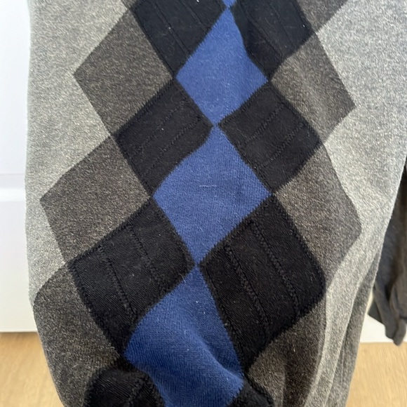 Axcess Sweater - Picture 3 of 5